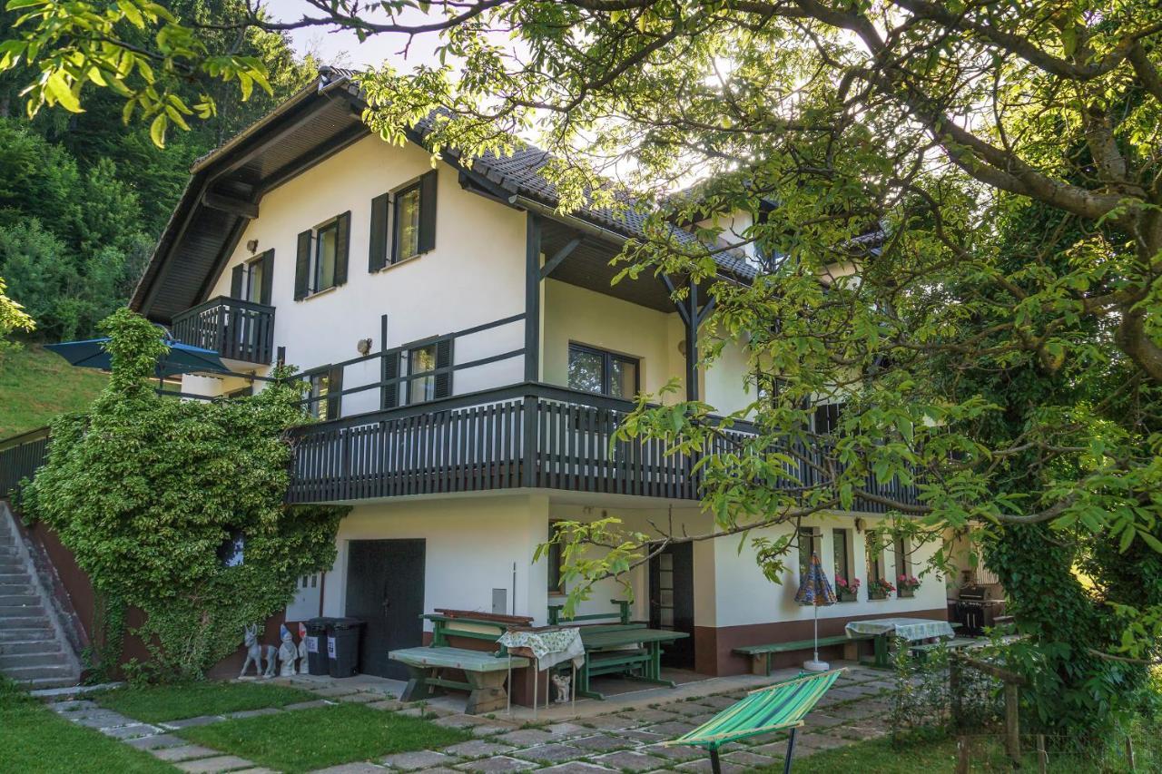 Apartments Zakrasnik Škofja Loka Екстериор снимка