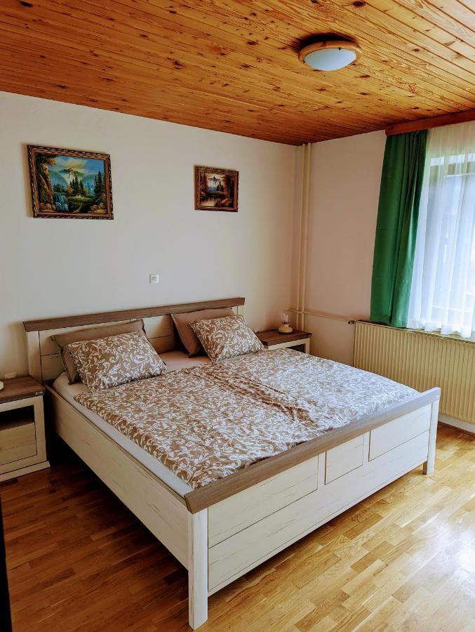 Apartments Zakrasnik Škofja Loka Екстериор снимка