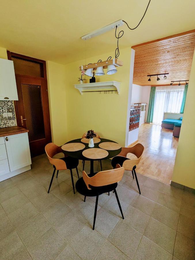 Apartments Zakrasnik Škofja Loka Екстериор снимка