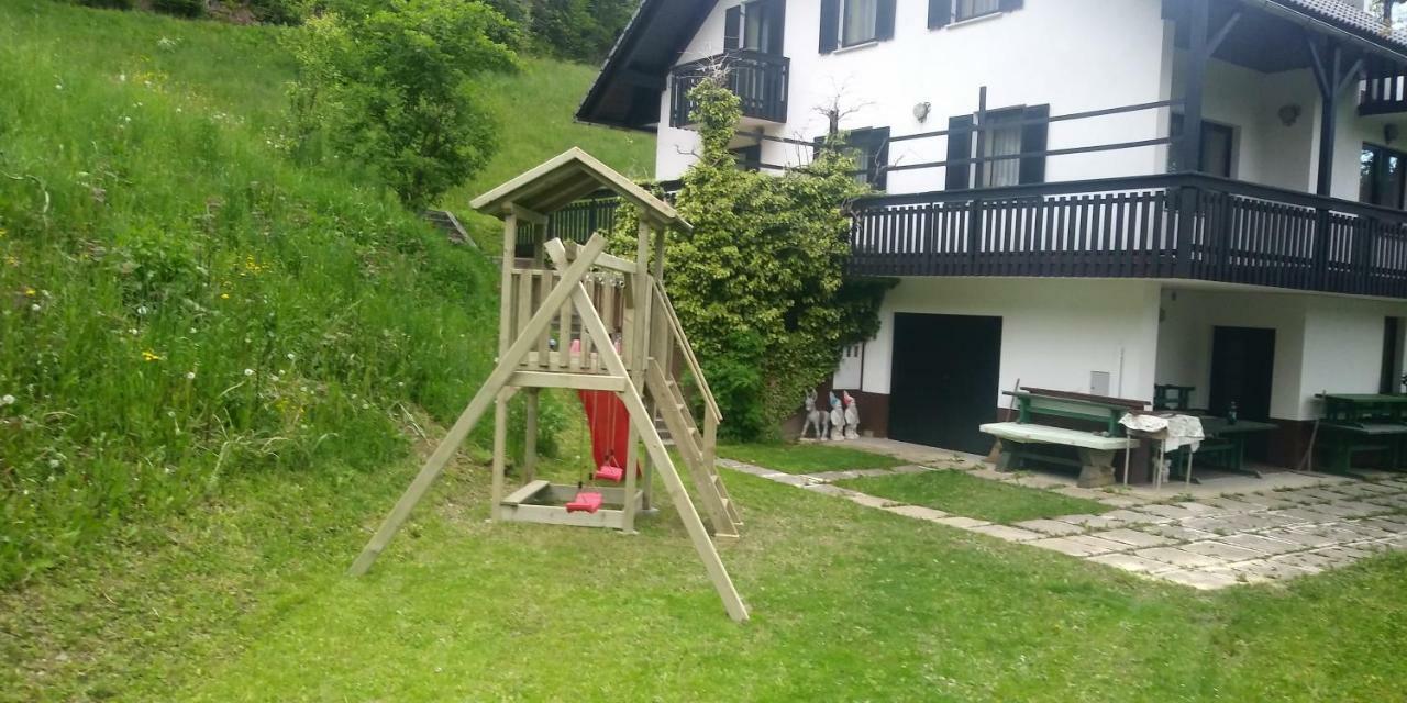 Apartments Zakrasnik Škofja Loka Екстериор снимка